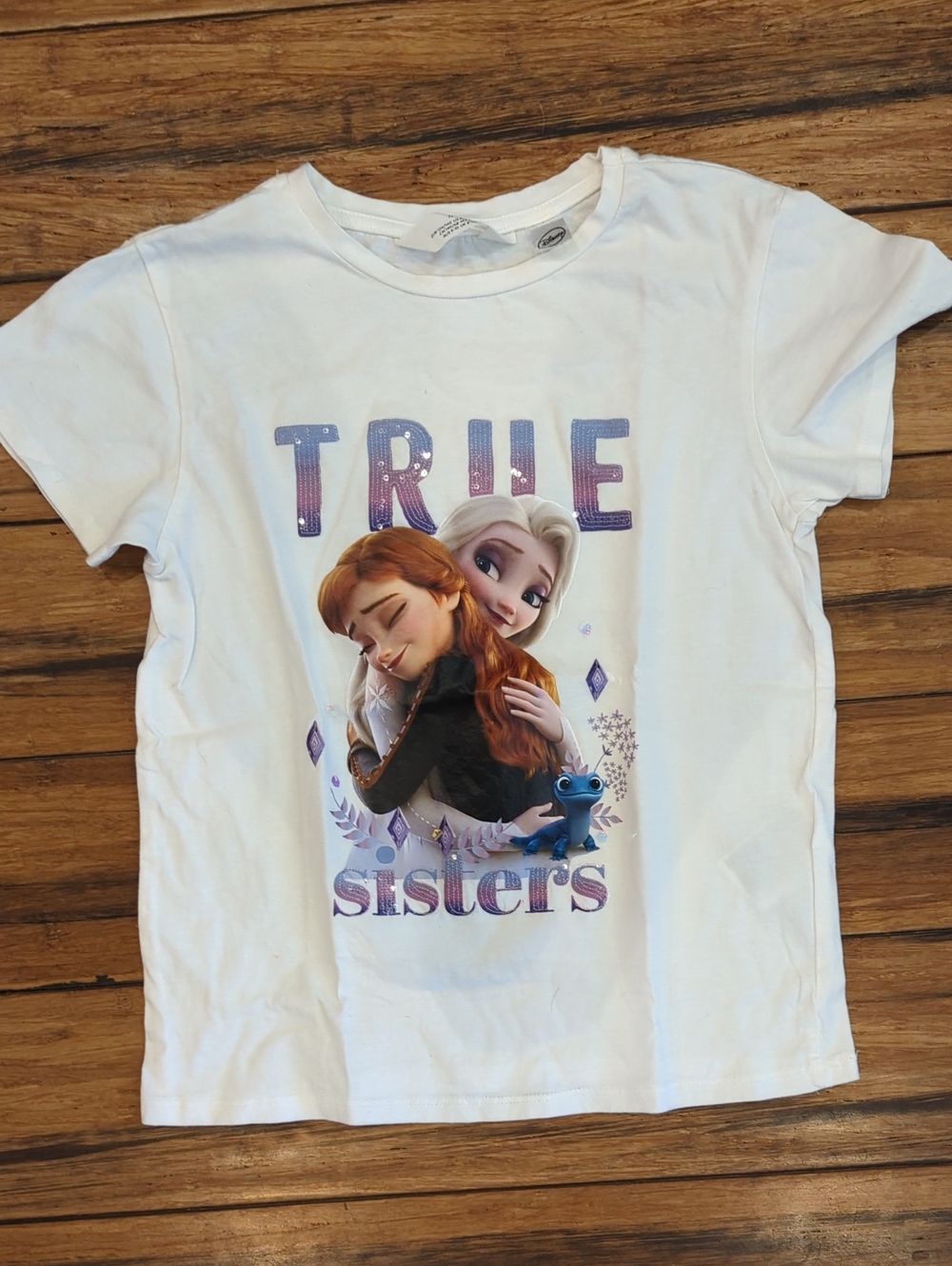 H&M White Frozen 'True Sisters' Graphic Tee with Purple Accents